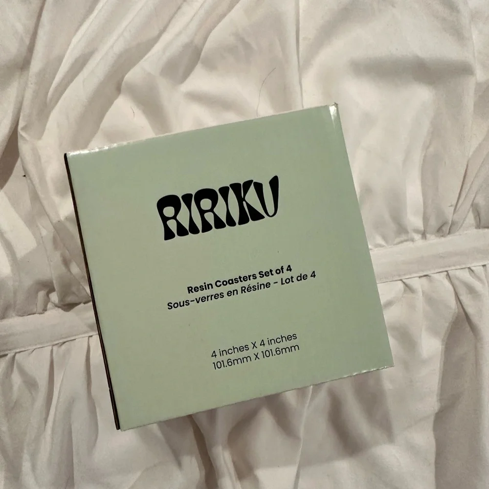 RIRIKU Set of Four Resin Coasters